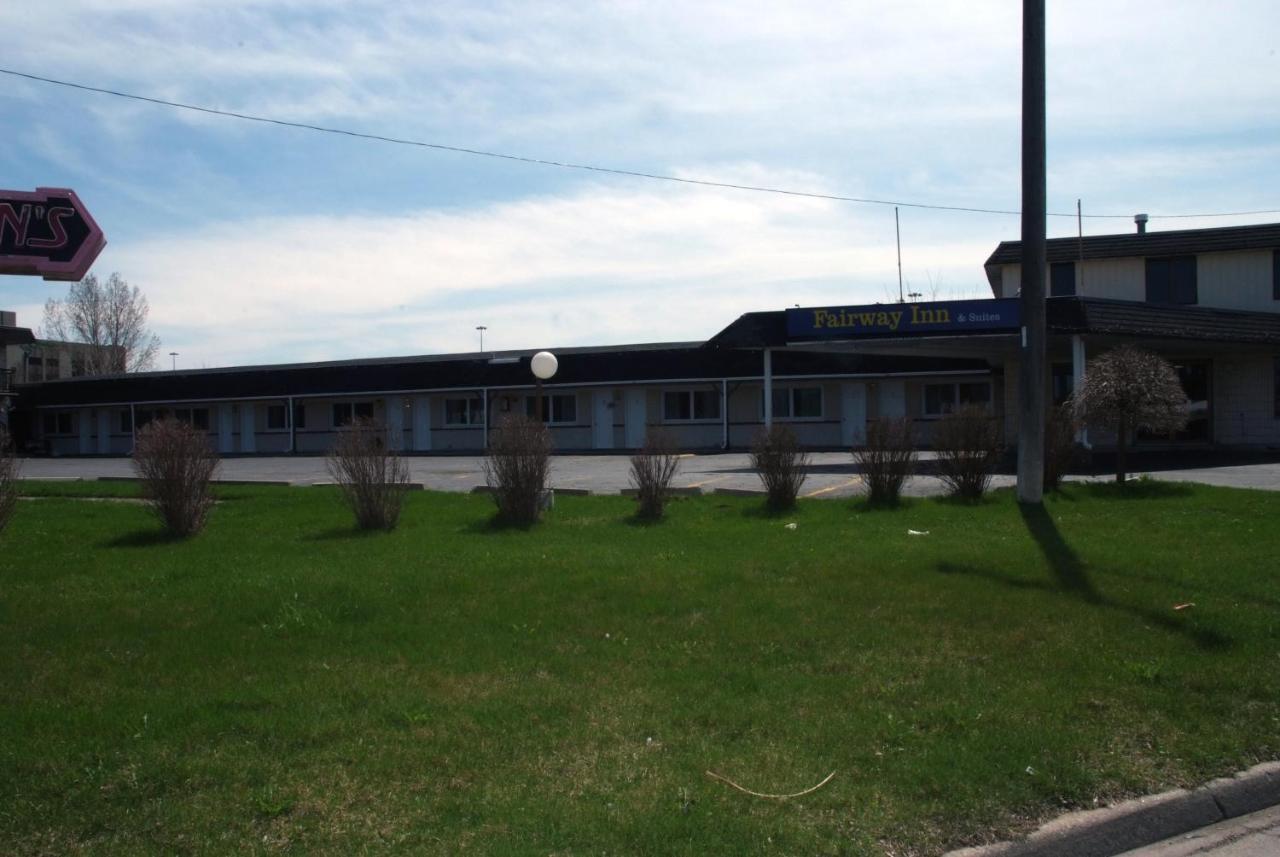 Fairway Inn & Suites Kitchener Kültér fotó